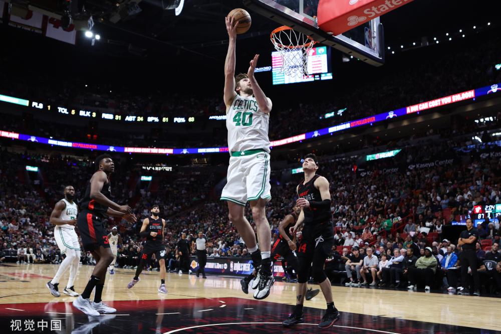 克洛泽与范 克洛泽与范